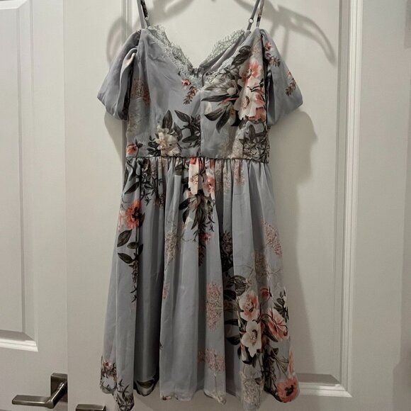 Lulus Gray Floral Print Mini Dress Off-Shoulder Size XS - Picture 3 of 4
